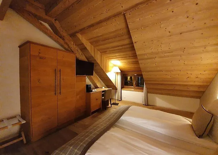 De L'union 3* 阿泽尔